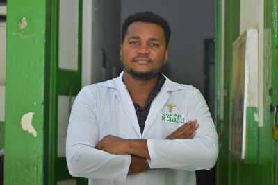 Dr Pierre